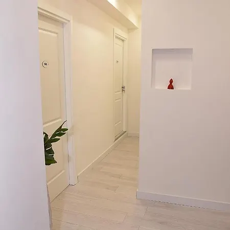 Kennedy Hotel 2*