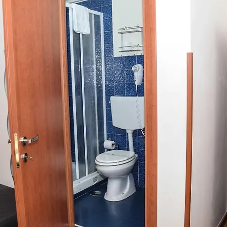 Otel Kennedy 2*